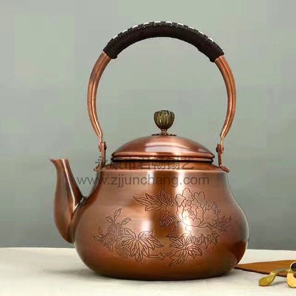 銅壺